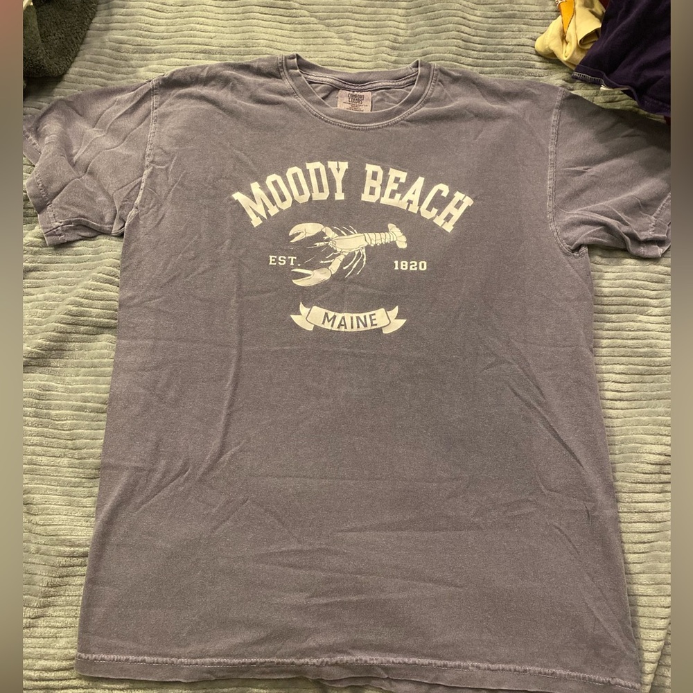 tee shirt